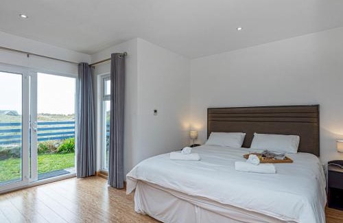 Rhosneigr House | Pass the Keys Celyn Y Mor Stunning Rhosneigr Family Beach House