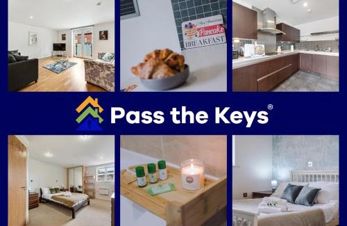 Trafford Apartment | Pass the Keys Central Altrincham 2Bed Apartment