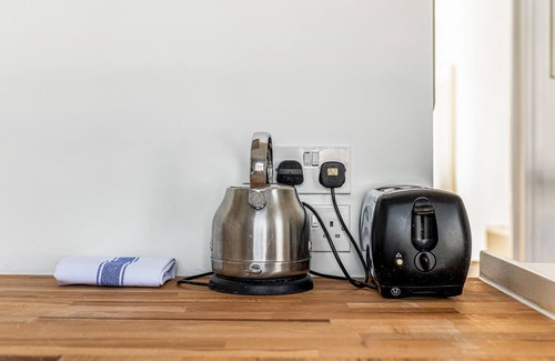 Golborne Apartment | Pass the Keys | Charming Victorian Gem Near Portobello Market - Explore Notting Hill in Style!