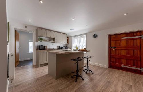 Broseley Apartment | Pass the Keys Clenchacre Mews at The Iron House