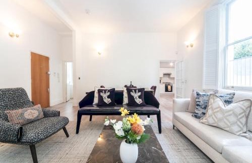 Little Venice Apartment | Pass the Keys Comfort Style - Near Notting Hill