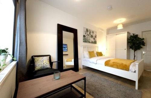 Barnehurst Apartment | Pass the Keys Cosy Studio Flat Close To Bexleyheath Centre