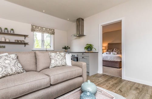 Funtington House | Pass the Keys | Delightful 2Bed Lodge in Downland Village