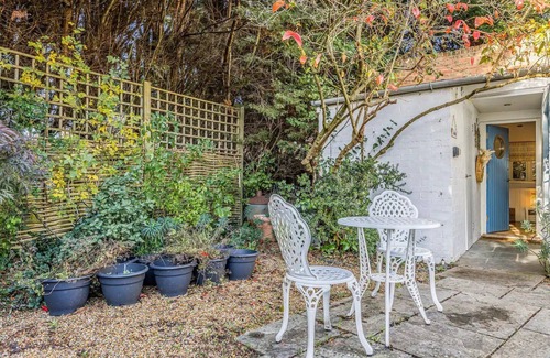 Funtington Apartment | Pass the Keys | Delightful Studio in West Ashling