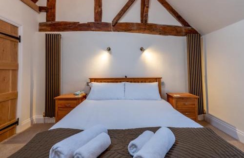 Ludwel House | Pass the Keys Elegant and stylish townhouse central Ludlow