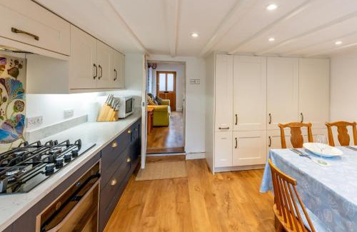 Ludwel House | Pass the Keys Elegant and stylish townhouse central Ludlow