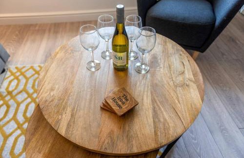 Broseley Apartment | Pass the Keys Garden View at The Iron House