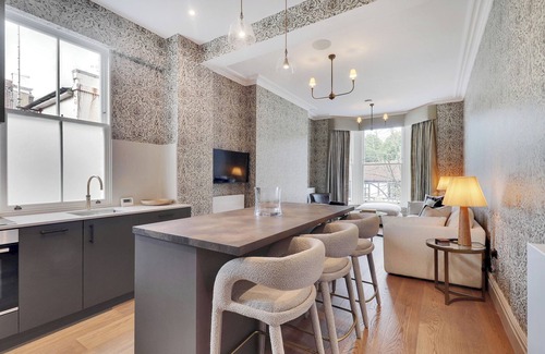 Royal Tunbridge Wells Apartment | Pass the Keys | Luxury flat centrally located
