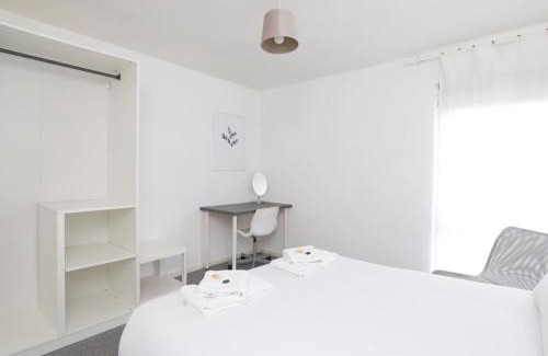 Headington House | Pass the Keys Headington 4BR Home Parking and Garden Oxford