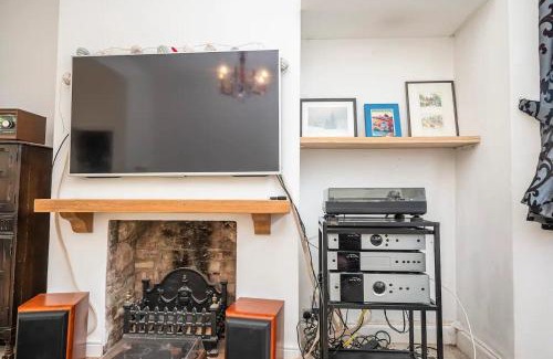 Peckham Rye House | Pass the Keys Large Period House with Garden near Peckham London