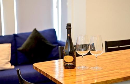 Caerau Apartment | Pass the Keys Llandaff - Modern Bright Central wParking