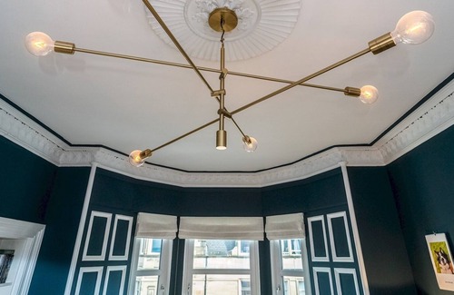 Bruntsfield Apartment | Pass the Keys | Luxury Top Floor 2 Bedroom Apartment