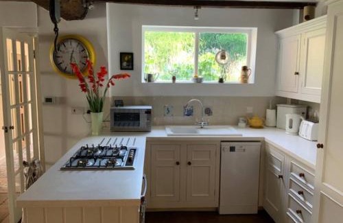 Ludwel House | Pass the Keys Magical period house in the heart of Ludlow