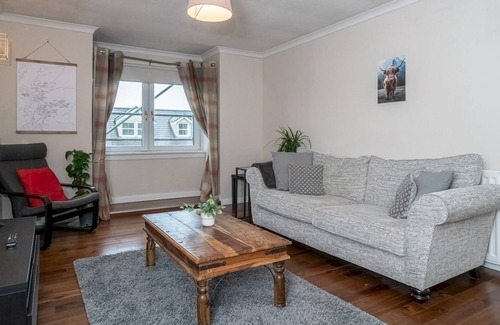 Juniper Green Apartment | Pass the Keys | Modern Cosy Flat at JuniperGreen