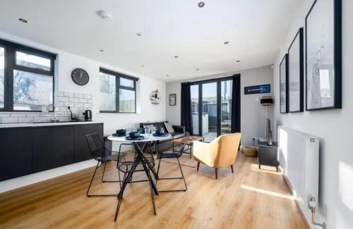 Blackheath Apartment | Pass the Keys Modern and Bright Home Minutes From Central London