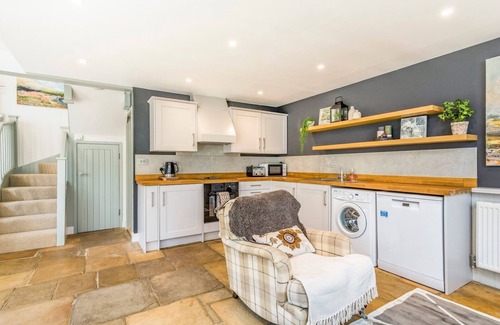 Funtington House | Pass the Keys | Peaceful and beautiful 1 bedroom barn conversion