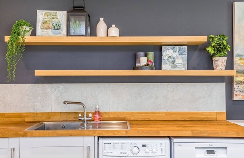 Funtington House | Pass the Keys | Peaceful and beautiful 1 bedroom barn conversion