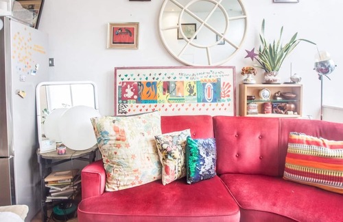 Hackney Downs Apartment | Pass the Keys | Quirky Antique Apartment in Trendy Clapton