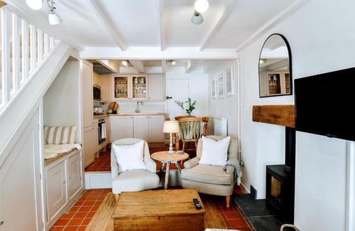 Mumbles House | Pass The Keys Rockhill Beautiful cosy cottage in Mumbles Sleeps 4