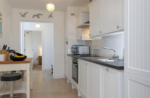 Trearddur Bay Apartment | Pass the Keys Spectacular Sea View Apartment with free Parking