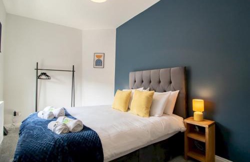 Blyth House | Pass the Keys Stylish Terrace with Free Parking