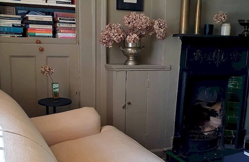 Lydd House | Pass the Keys | Super Stylish Georgian House near famous beaches