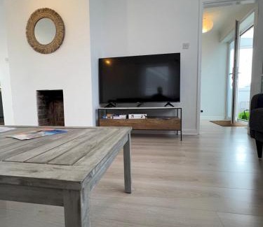 Camber House | Pass the Keys The Sands Superb Newly Refurbished Beach Home