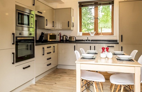 Farringdon House | Pass the Keys | Welcoming 2 bed holiday home in secluded Devon