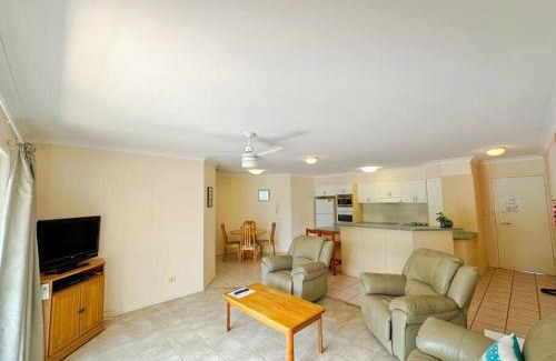 Bellara Apartment | Passage Blue