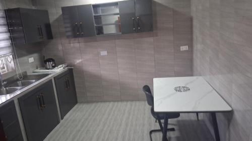 Accra Apartment | Pat Deluxe