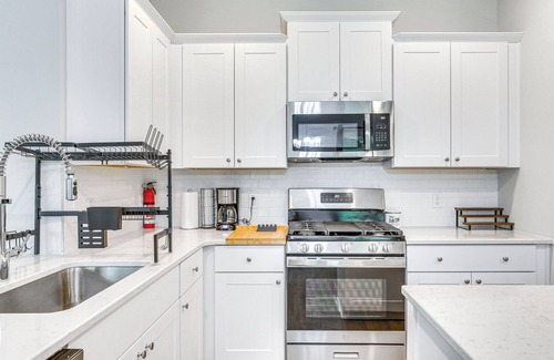 Moncks Corner House | Patio & Backyard: Spacious Home in Moncks Corner