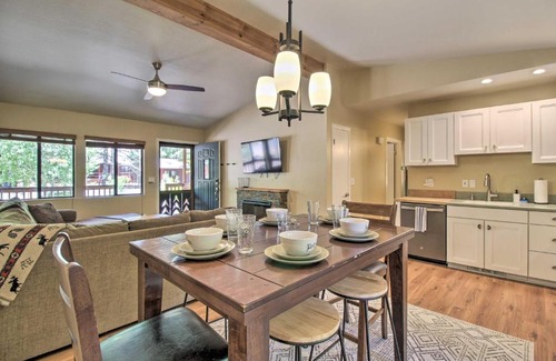 Pinetop House | Patio, Fenced Yard Pet-Friendly Pinetop Cabin!