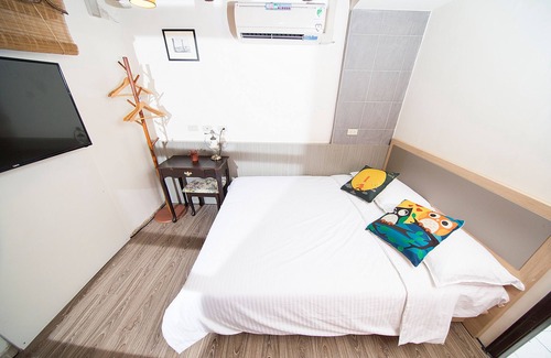 Ou-ts'o Bed & Breakfast | Patio Moonlight B&B