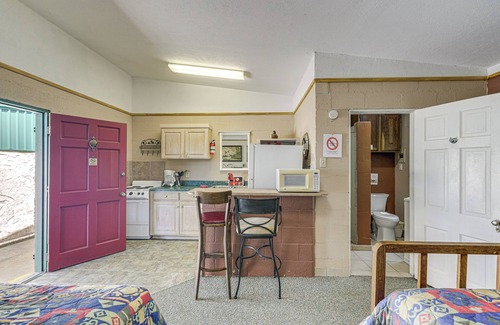 Lake Whitney Apartment | Patio & Trail Access: Lake Whitney Studio!