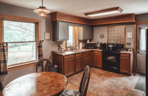 Rockbridge House | Patriot Cottage at American Heartland Cabins