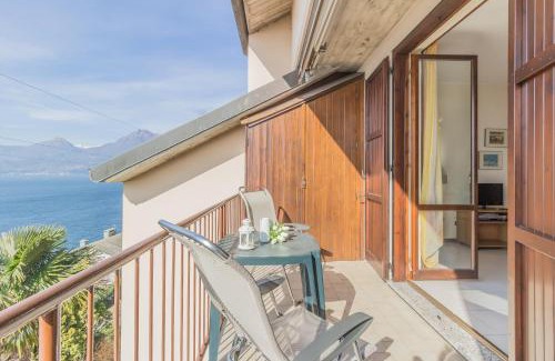 Fiumelatte Apartment | Patrizia's House Varenna