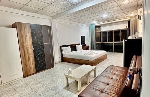 Nong Prue Hotel | Pattaya Charm