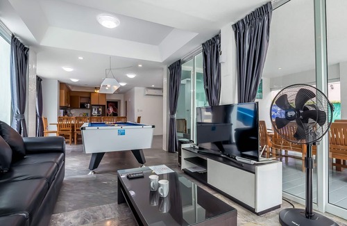 Na Kluea Villa | Pattaya Pool Villa