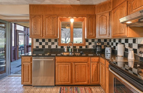 Bumpass House | Pauley Shores- Inground Swimming Pool, Waterfront, Theater, and MORE!
