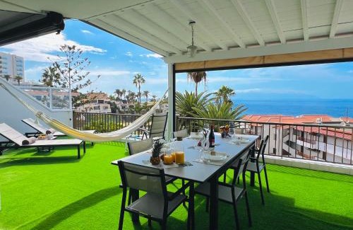 Los Gigantes Apartment | PaulMarie Superior Ocean Lounge
