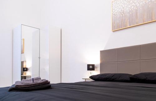 Pavia Apartment | Pavia - Esclusivo appartamento in pieno centro
