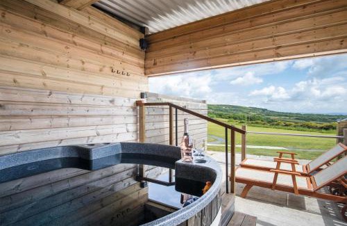 Llangennith Other | Paviland - Safari Glamping Tent - Llangennith