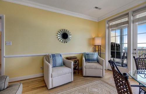Folly Beach Villa | Pavilion Watch #3I