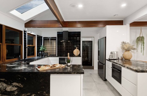 Bokarina House | Pavilions on Bok – A Coastal Retreat Like No Other