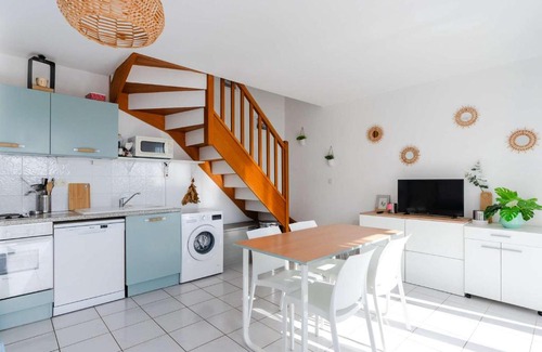 Saint-Pierre-la-Mer Villa | Pavillon 3 pièces avec vue mer, piscine et terrasse, animaux admis - FR-1-409-278