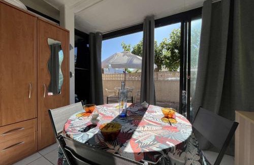 Les Ayguades House | Pavillon avec Terrasse ensoleillée, Parking - Gruissan - FR-1-229-899