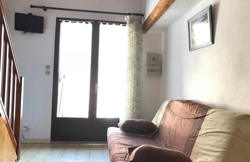 Leucate Villa | Pavillon T2 Mezzanine, 6 couchages, proche plage, terrasse, parking privé, TV, lave-linge - FR-1-81-92