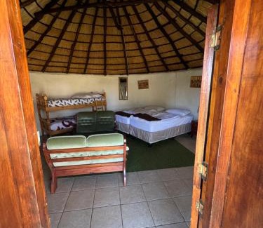 Himeville Apartment | Pavlovna Bunk with the kids Cottage