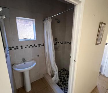 Himeville Apartment | Pavlovna Bunk with the kids Cottage