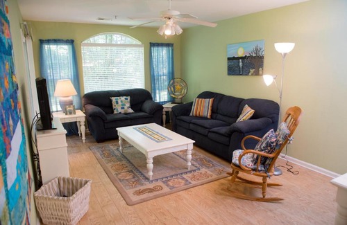 Pawleys Island Resort | Pawley's True Blue